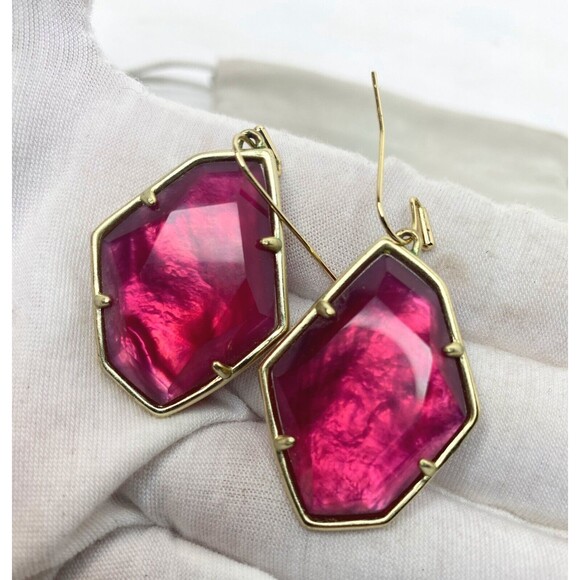 Kendra Scott Gold Dunn Drop Berry Illusion Earrings Red - Picture 5 of 13